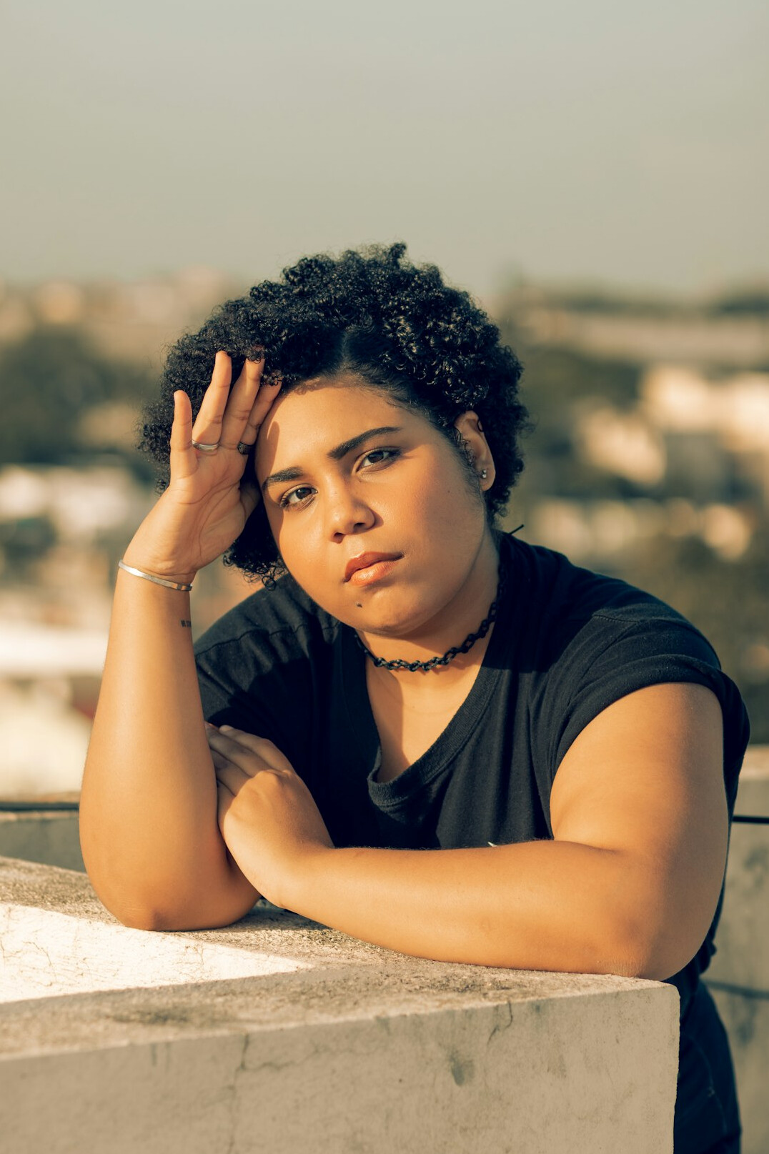 Brazilian young woman, personal development mentor portrait